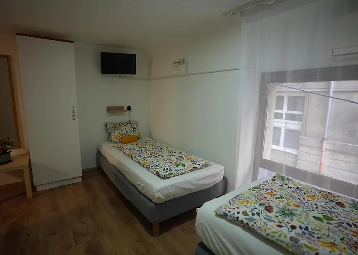 Center Hostel&guest House