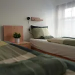 Center And Albergue Budapeste